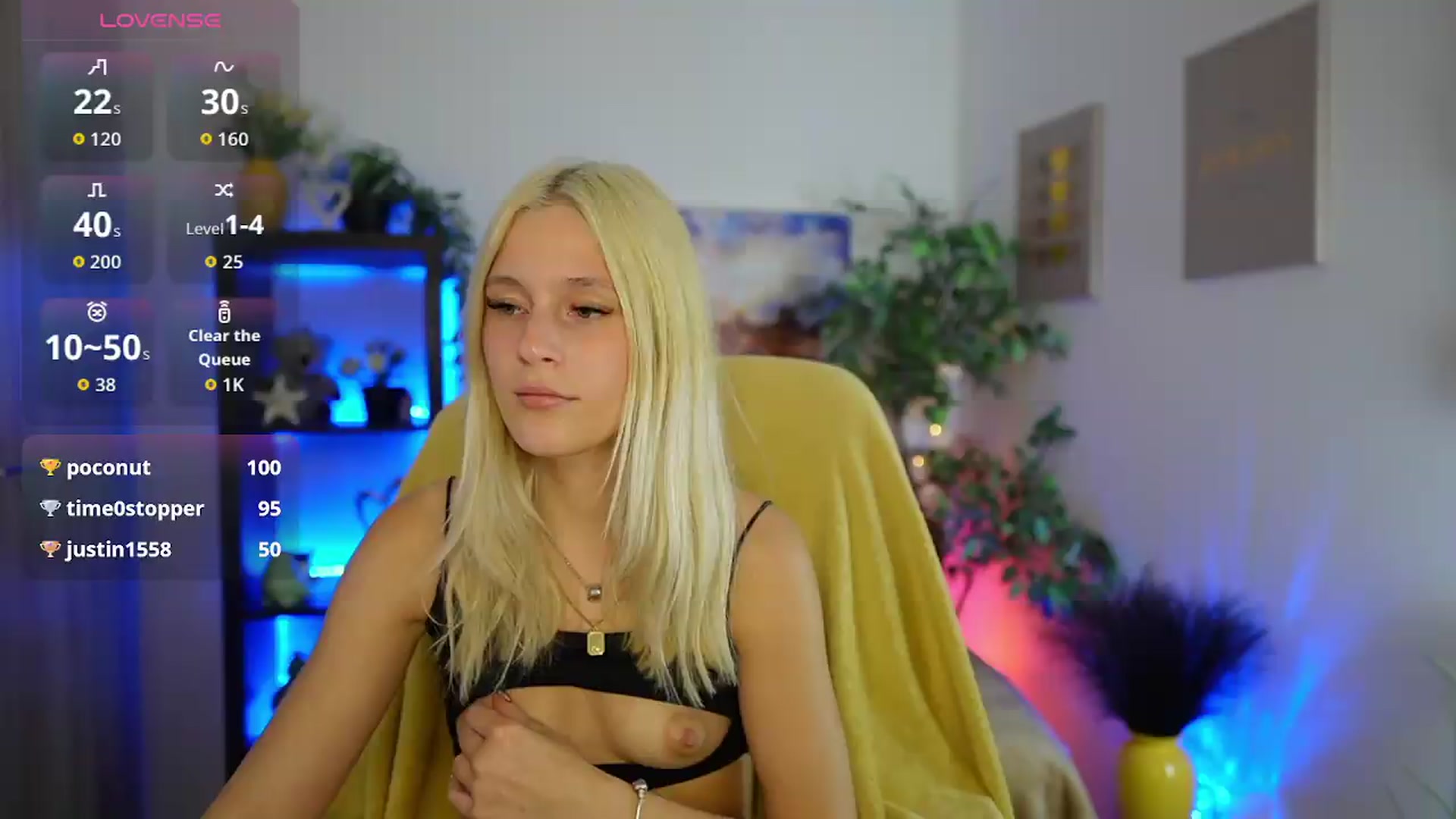 Gallery image thumbnail from Luna_Grace18's myfreecams stream on, 05/31/2026, 16:52 image 12 of 20