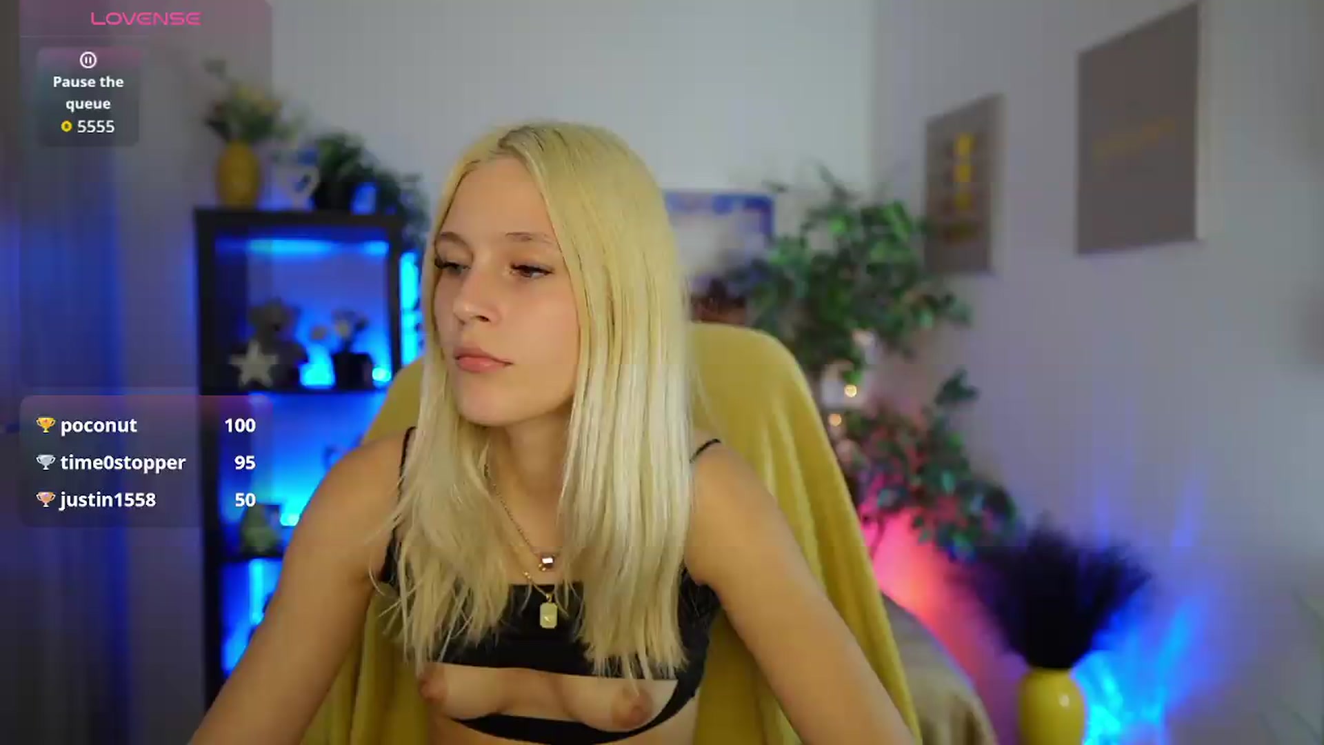 Gallery image thumbnail from Luna_Grace18's myfreecams stream on, 05/31/2026, 16:52 image 11 of 20