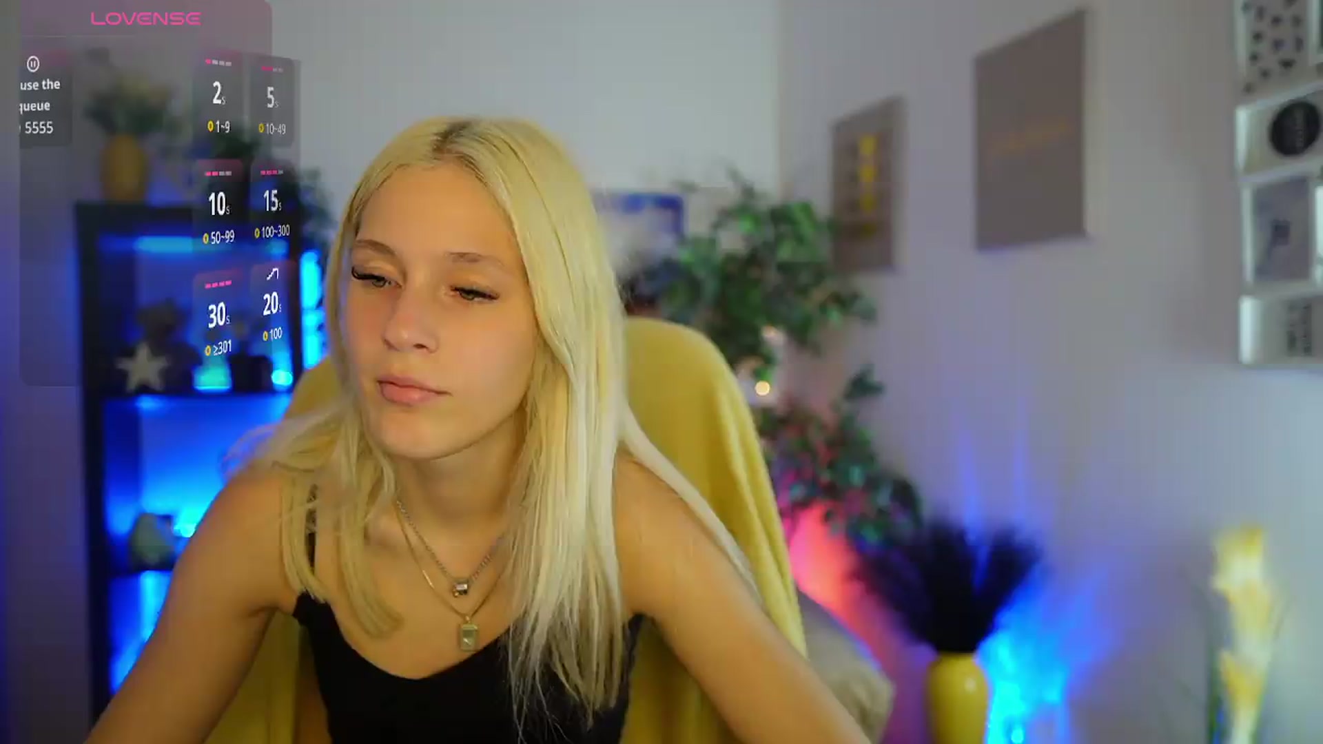 Gallery image thumbnail from Luna_Grace18's myfreecams stream on, 06/01/2026, 13:57 image 7 of 20