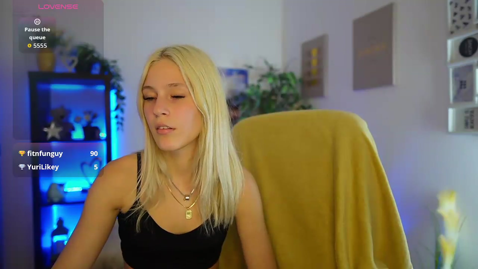 Gallery image thumbnail from Luna_Grace18's myfreecams stream on, 06/01/2026, 14:53 image 11 of 20