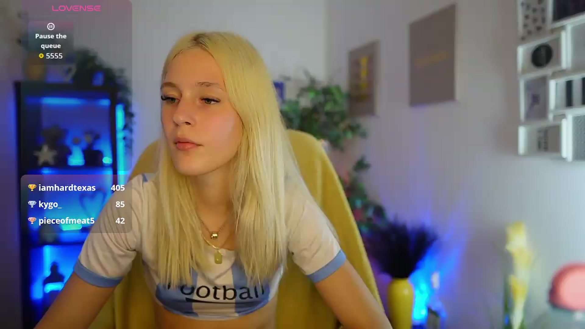 Gallery image thumbnail from Luna_Grace18's myfreecams stream on, 06/05/2026, 16:23 image 1 of 20