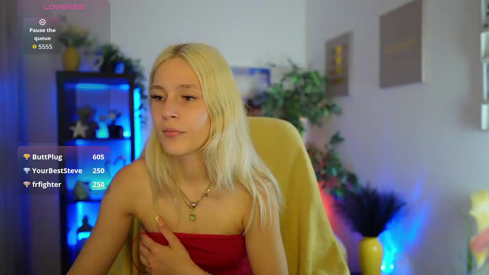 Gallery image thumbnail from Luna_Grace18's myfreecams stream on, 06/08/2026, 17:15 image 7 of 20