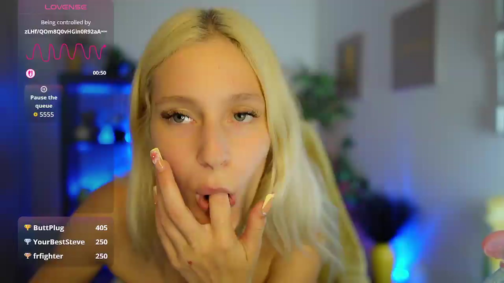 Gallery image thumbnail from Luna_Grace18's myfreecams stream on, 06/08/2026, 17:15 image 2 of 20