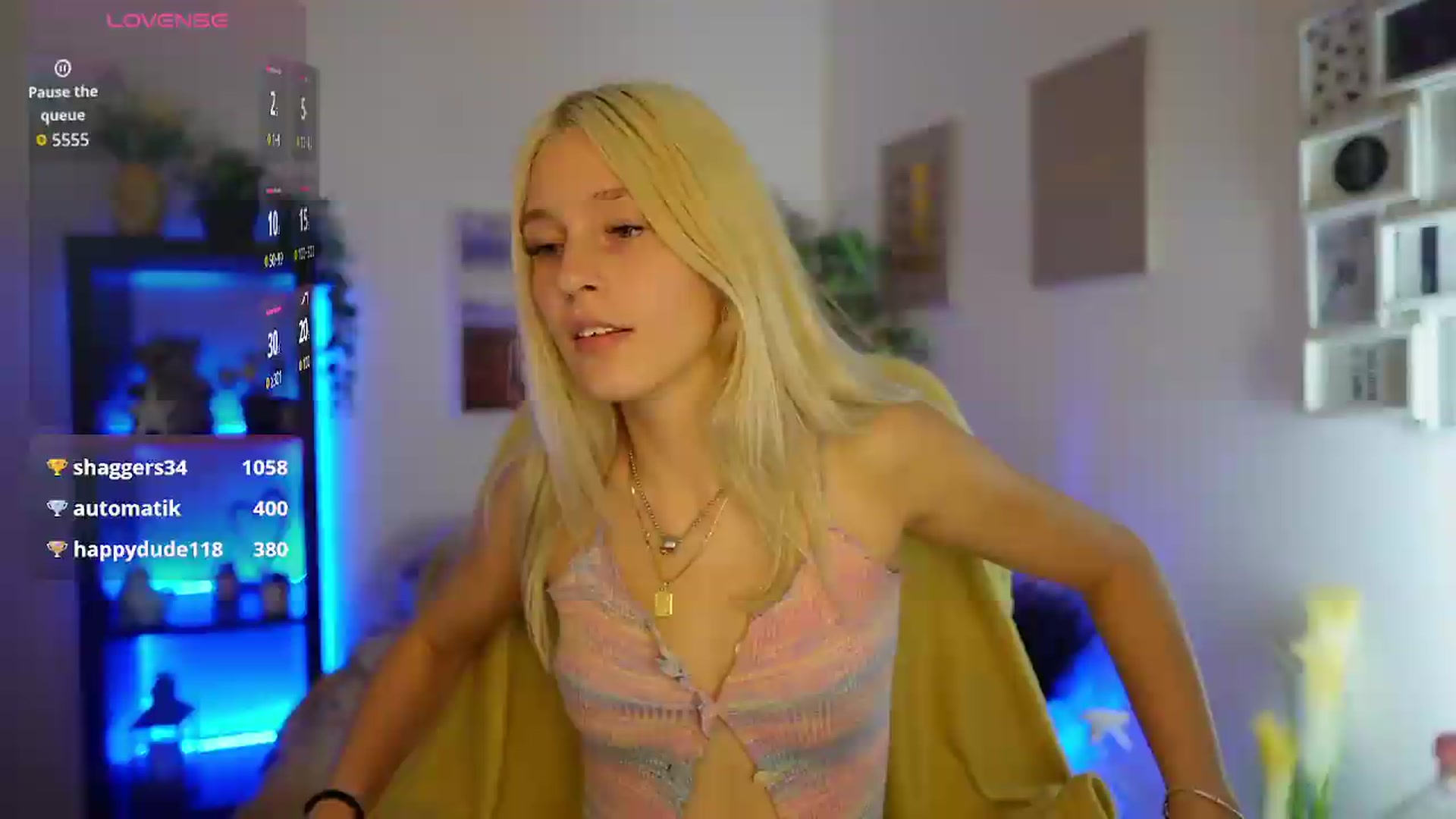 Gallery image thumbnail from Luna_Grace18's myfreecams stream on, 06/13/2026, 15:12 image 15 of 20