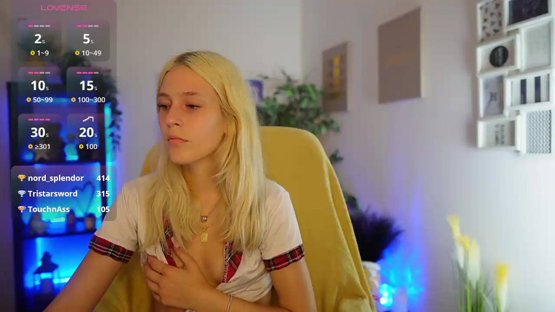 Gallery image thumbnail from Luna_Grace18's myfreecams stream on, 06/21/2026, 15:56 image 4 of 20