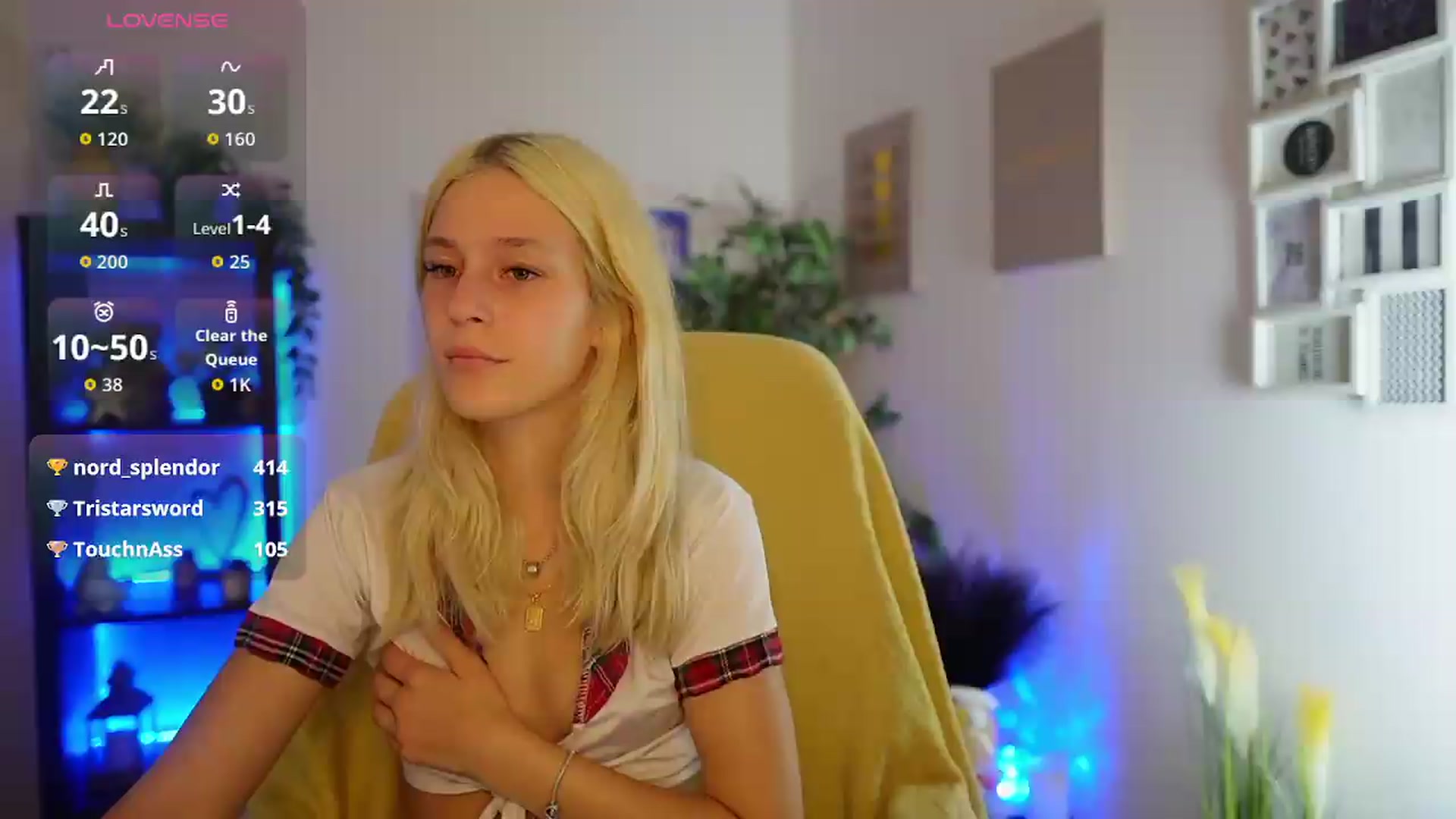 Gallery image thumbnail from Luna_Grace18's myfreecams stream on, 06/21/2026, 15:56 image 3 of 20