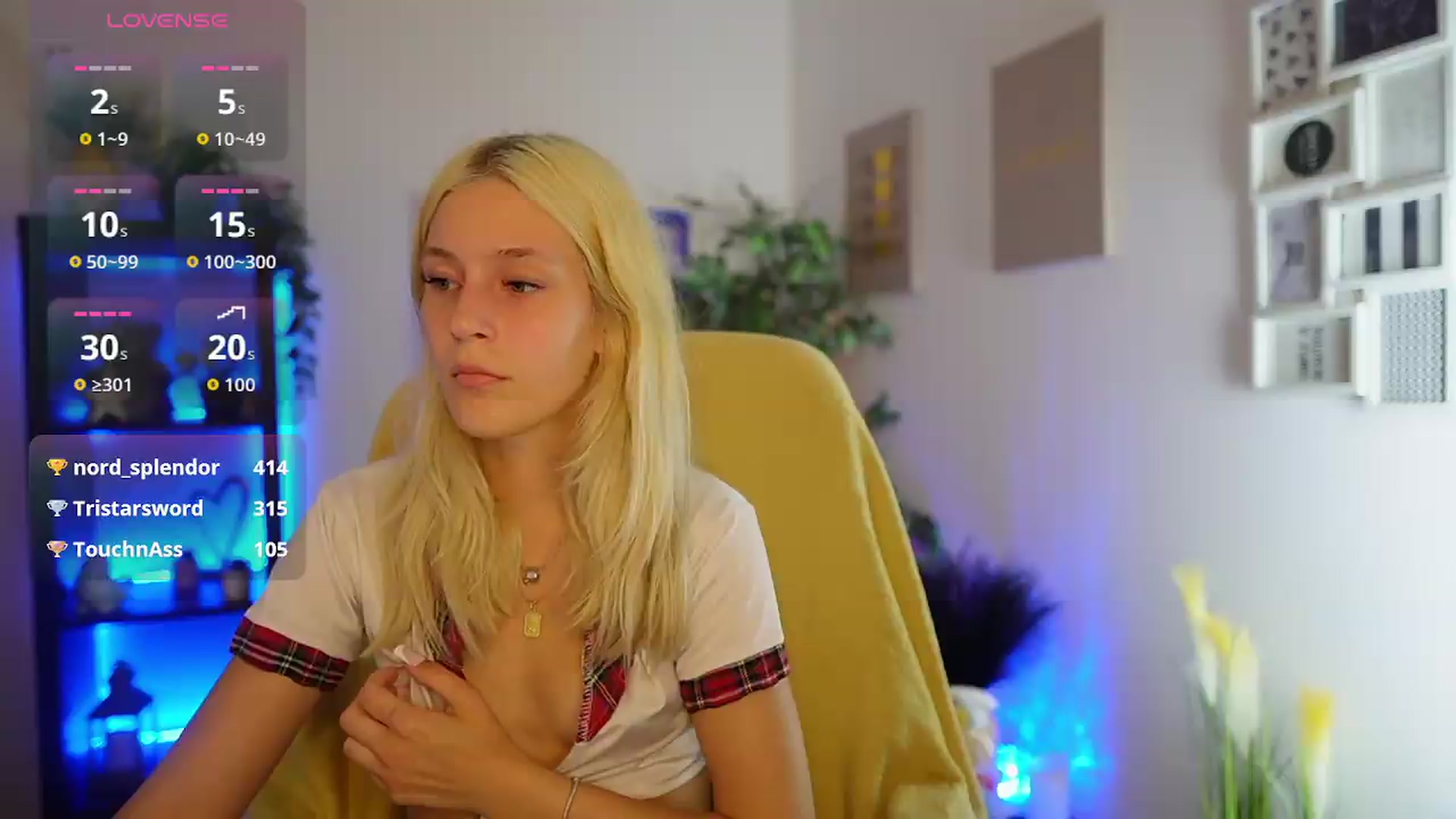 Gallery image thumbnail from Luna_Grace18's myfreecams stream on, 06/21/2026, 15:56 image 5 of 20