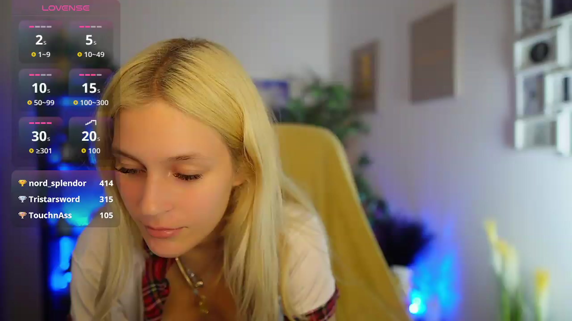 Gallery image thumbnail from Luna_Grace18's myfreecams stream on, 06/21/2026, 18:16 image 3 of 20