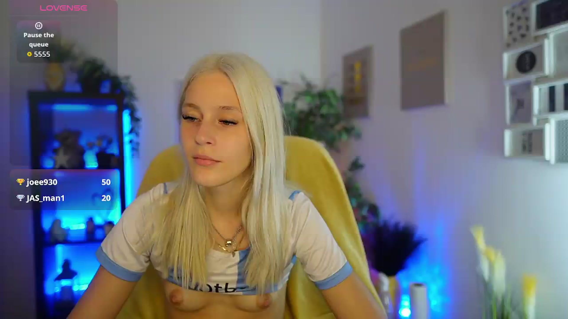 Gallery image thumbnail from Luna_Grace18's myfreecams stream on, 06/24/2026, 15:46 image 13 of 20