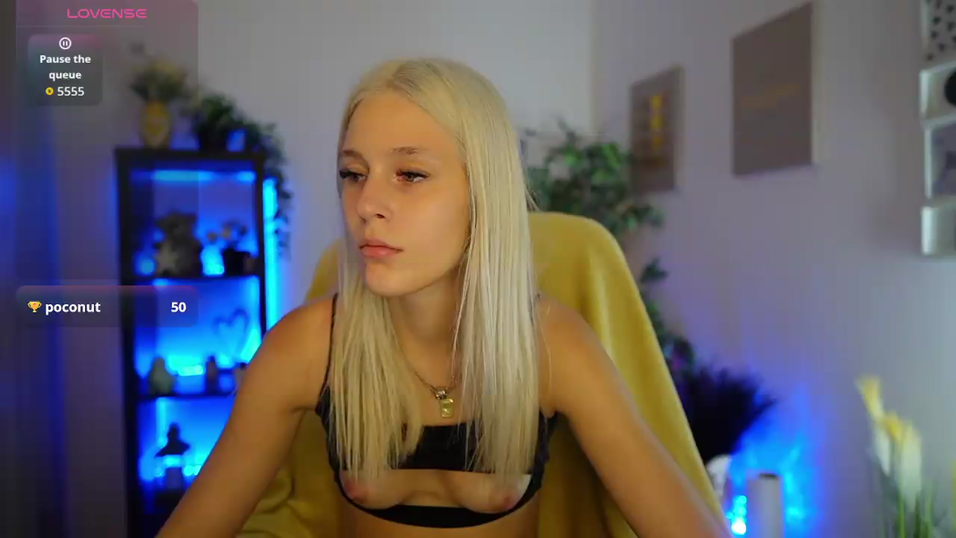 Gallery image thumbnail from Luna_Grace18's myfreecams stream on, 06/25/2026, 15:11 image 11 of 20