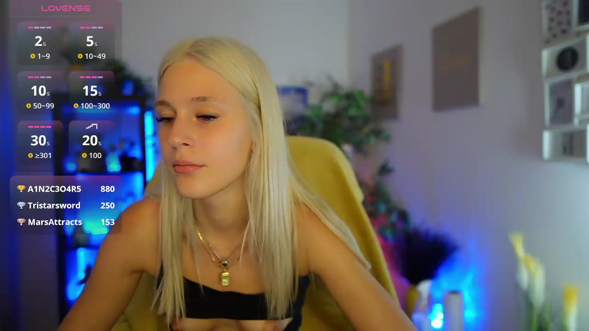 Gallery image thumbnail from Luna_Grace18's myfreecams stream on, 06/25/2026, 16:54 image 15 of 20