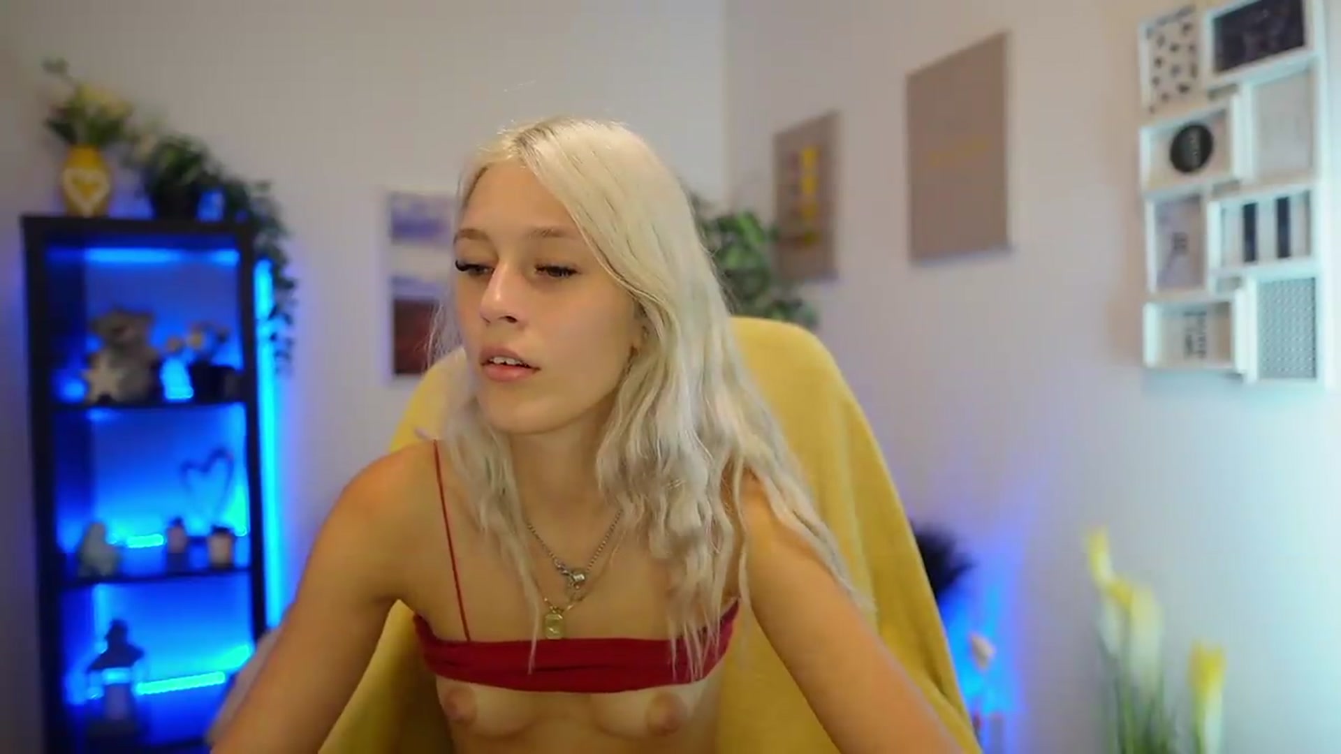 Gallery image thumbnail from Luna_Grace18's myfreecams stream on, 07/05/2026, 15:53 image 8 of 20