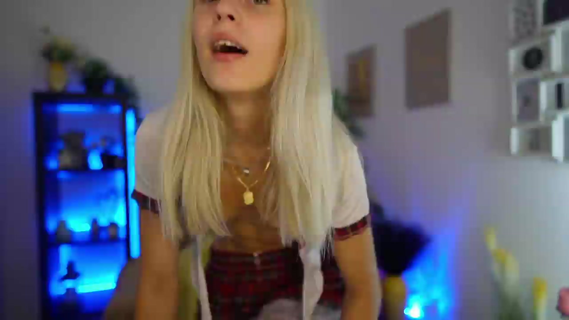 Gallery image thumbnail from Luna_Grace18's myfreecams stream on, 07/08/2026, 12:20 image 20 of 20