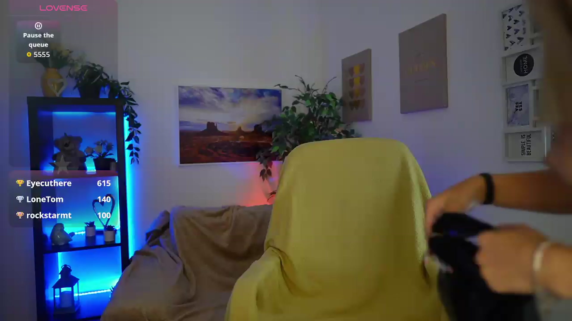 Gallery image thumbnail from Luna_Grace18's myfreecams stream on, 07/10/2026, 17:39 image 11 of 20