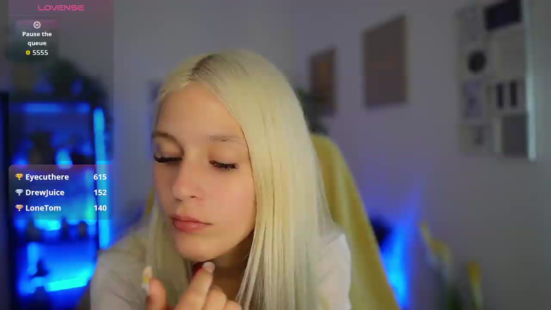 Gallery image thumbnail from Luna_Grace18's myfreecams stream on, 07/10/2026, 18:24 image 13 of 20