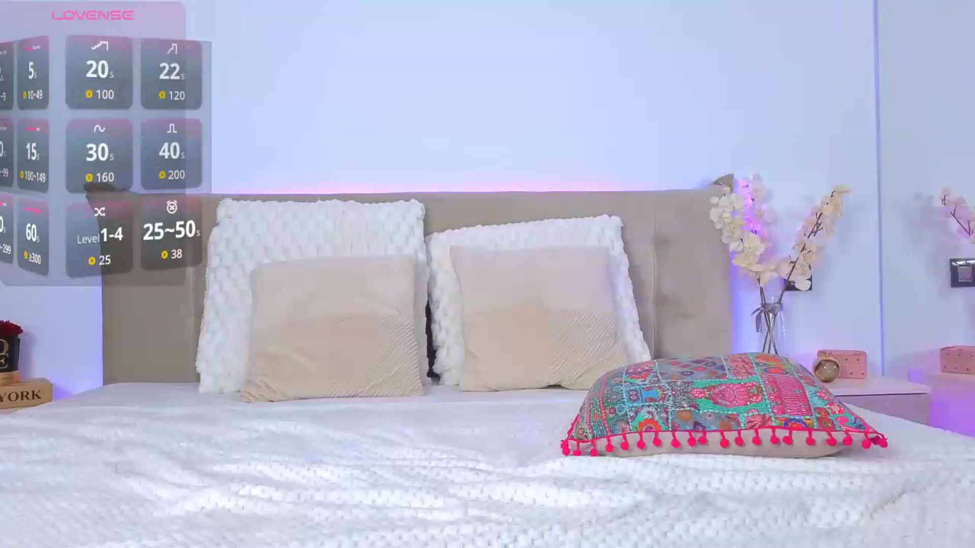 Gallery image thumbnail from Luna_Mia's myfreecams stream on, 07/30/2026, 11:39 image 9 of 20