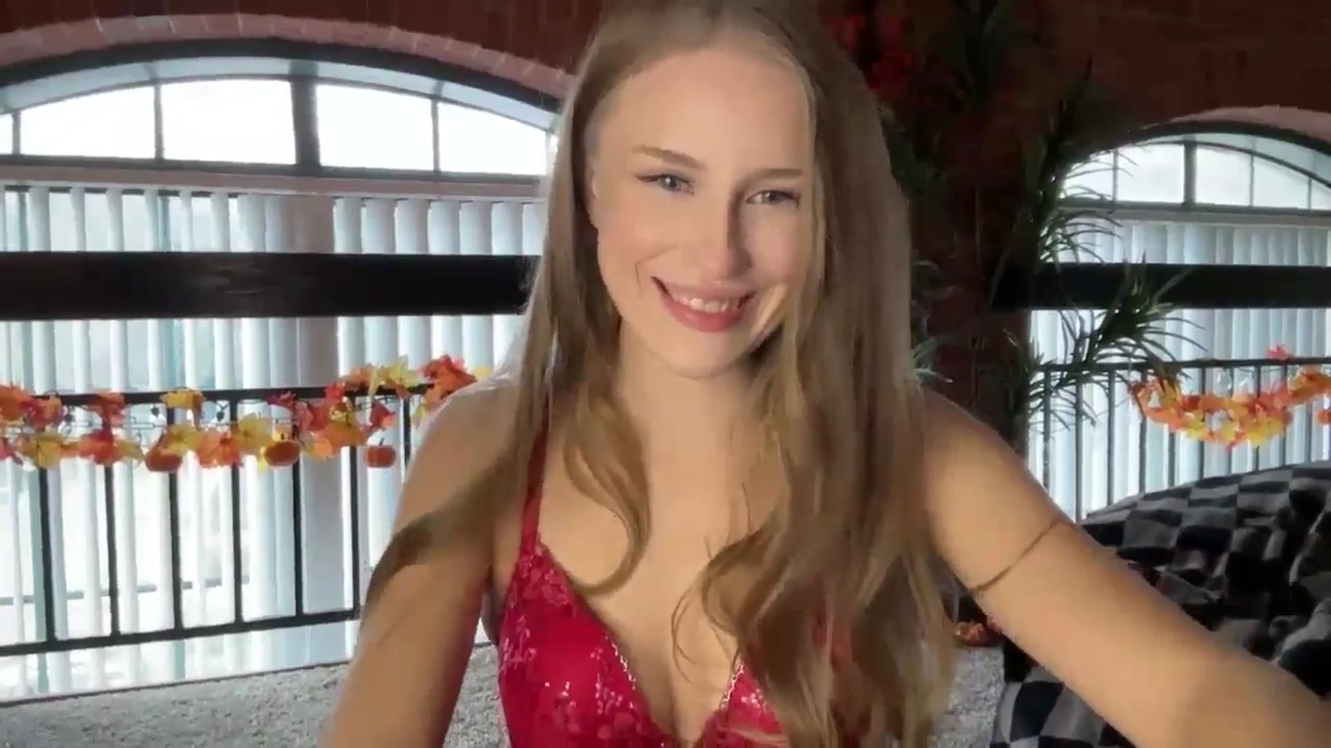 Gallery image thumbnail from Luna_Moore1's myfreecams stream on, 10/07/2024, 20:02 image 8 of 20