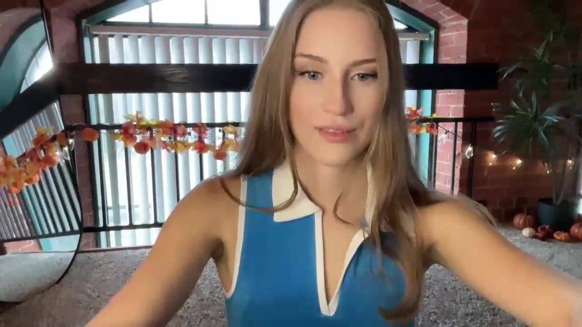 Gallery image thumbnail from Luna_Moore1's myfreecams stream on, 10/14/2024, 19:58 image 15 of 20