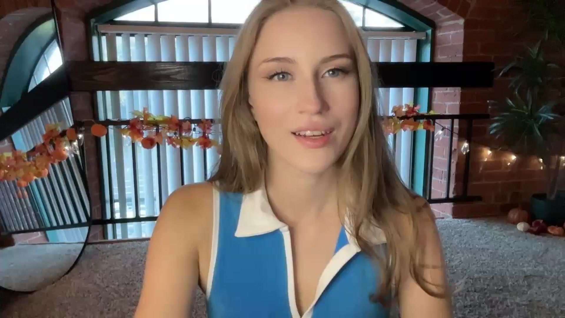 Gallery image thumbnail from Luna_Moore1's myfreecams stream on, 10/14/2024, 22:08 image 1 of 20