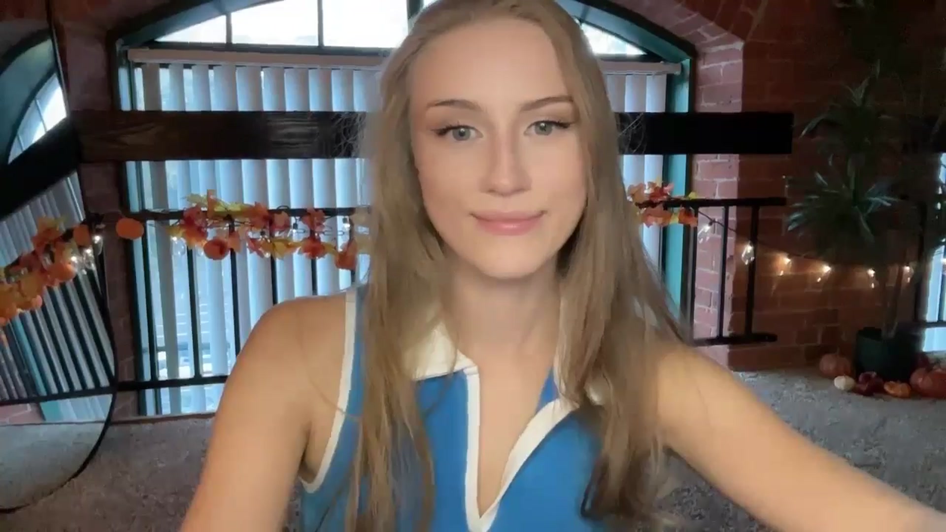 Gallery image thumbnail from Luna_Moore1's myfreecams stream on, 10/14/2024, 22:08 image 8 of 20