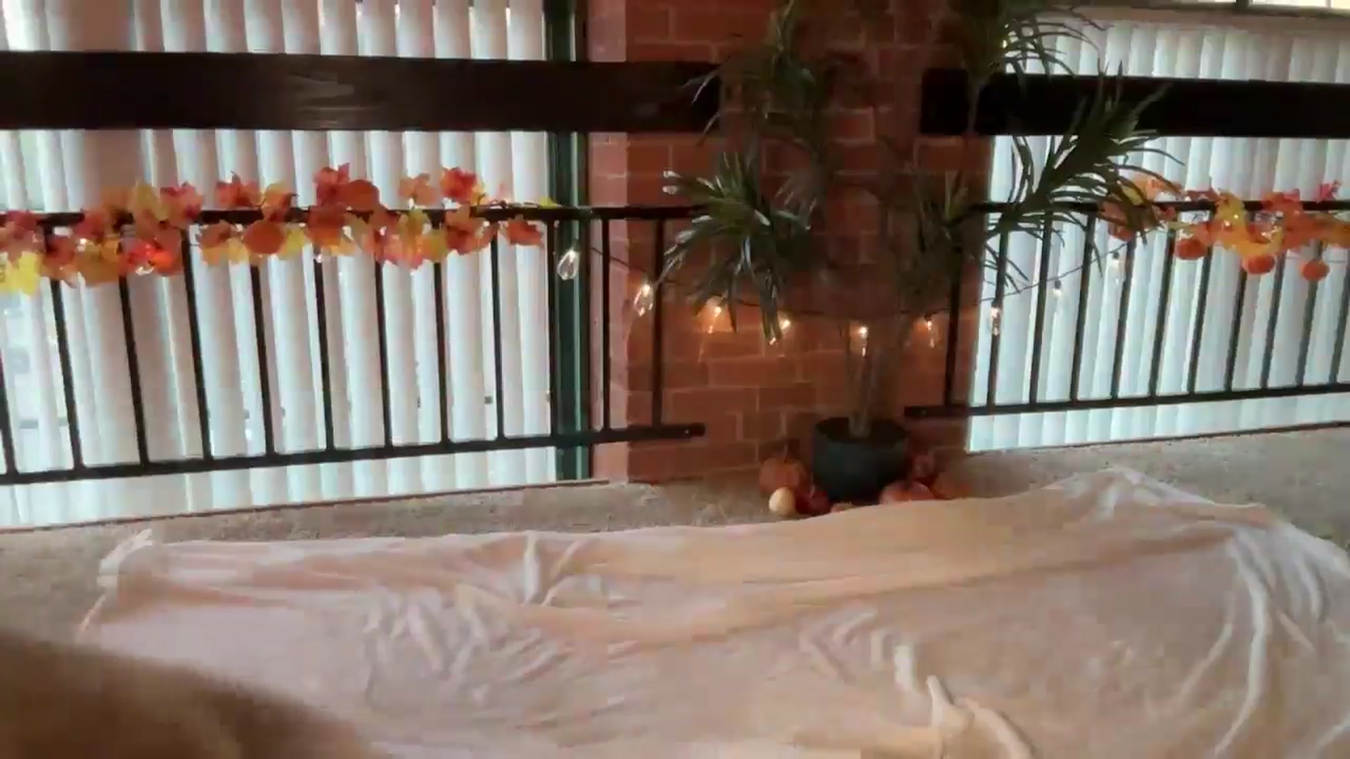 Gallery image thumbnail from Luna_Moore1's myfreecams stream on, 10/19/2024, 22:22 image 12 of 20