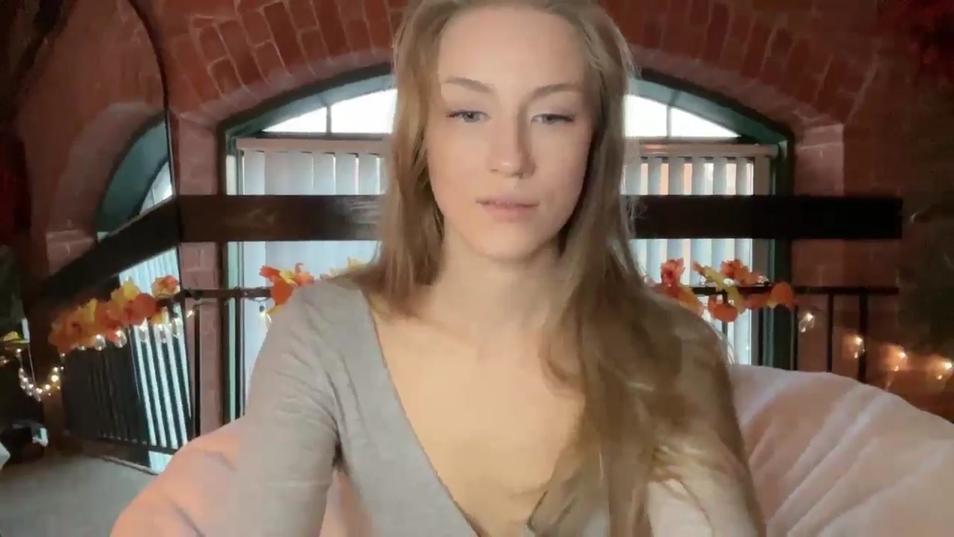 Gallery image thumbnail from Luna_Moore1's myfreecams stream on, 11/03/2024, 21:31 image 14 of 20