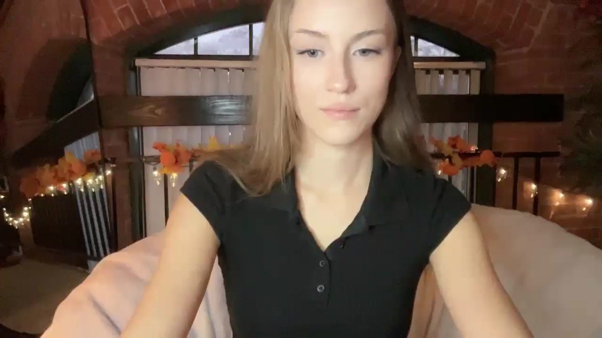Gallery image thumbnail from Luna_Moore1's myfreecams stream on, 11/03/2024, 22:09 image 11 of 20