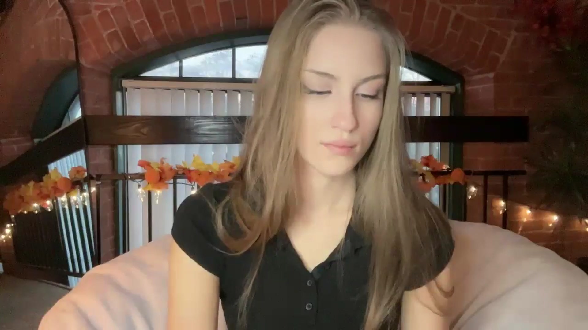 Gallery image thumbnail from Luna_Moore1's myfreecams stream on, 11/03/2024, 22:09 image 2 of 20