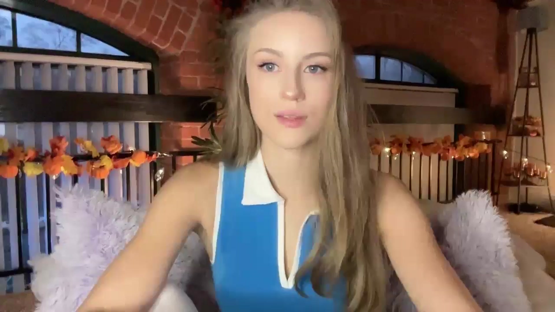 Gallery image thumbnail from Luna_Moore1's myfreecams stream on, 11/28/2024, 21:31 image 19 of 20