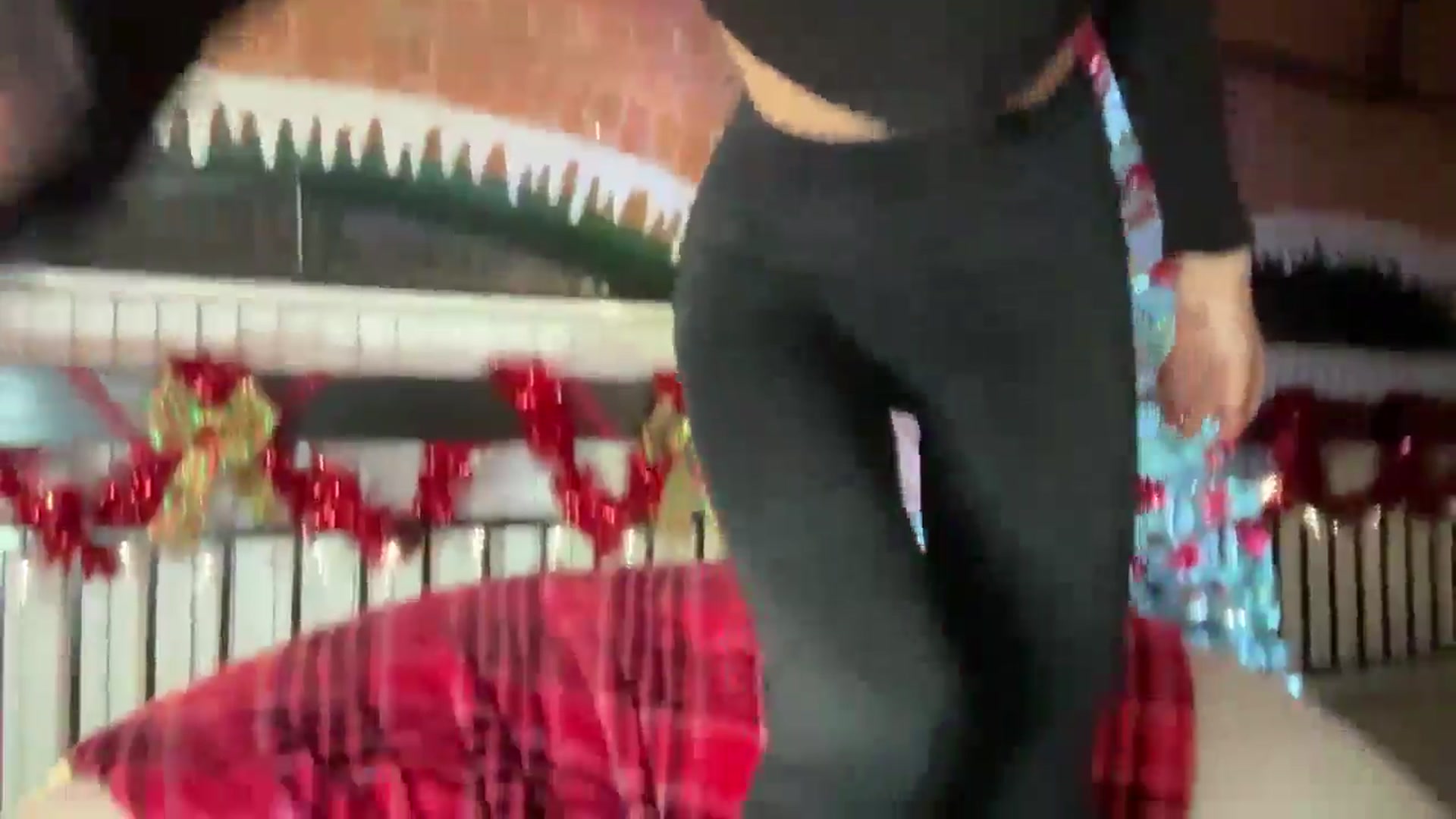 Gallery image thumbnail from Luna_Moore1's myfreecams stream on, 12/29/2024, 24:04 image 20 of 20
