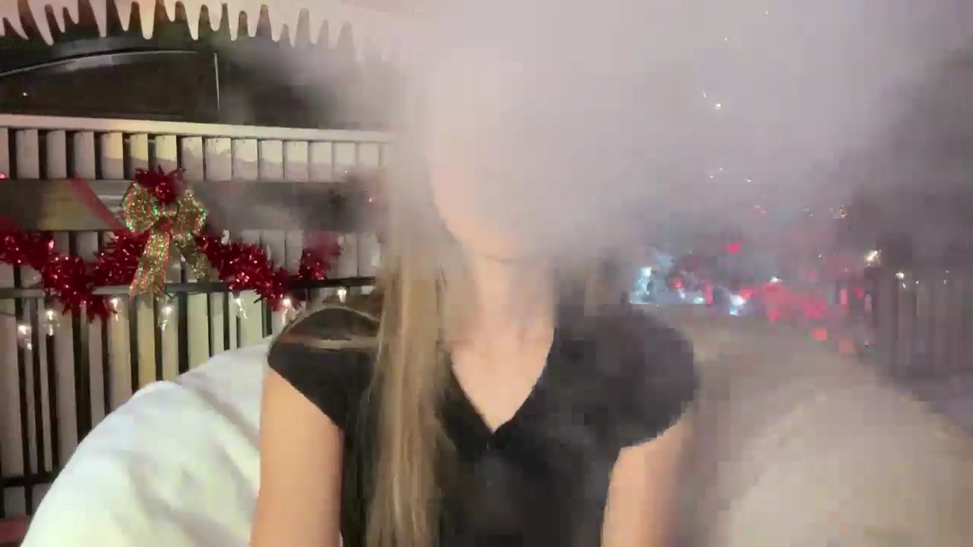 Gallery image thumbnail from Luna_Moore1's myfreecams stream on, 01/01/2025, 24:37 image 8 of 20
