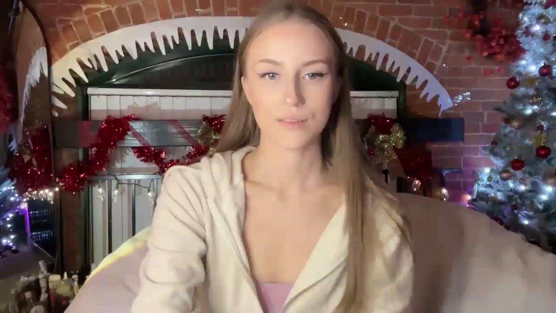 Gallery image thumbnail from Luna_Moore1's myfreecams stream on, 01/21/2025, 24:00 image 17 of 20