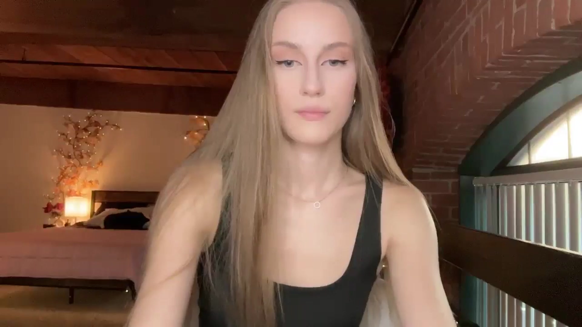 Gallery image thumbnail from Luna_Moore1's myfreecams stream on, 07/10/2025, 24:57 image 10 of 20