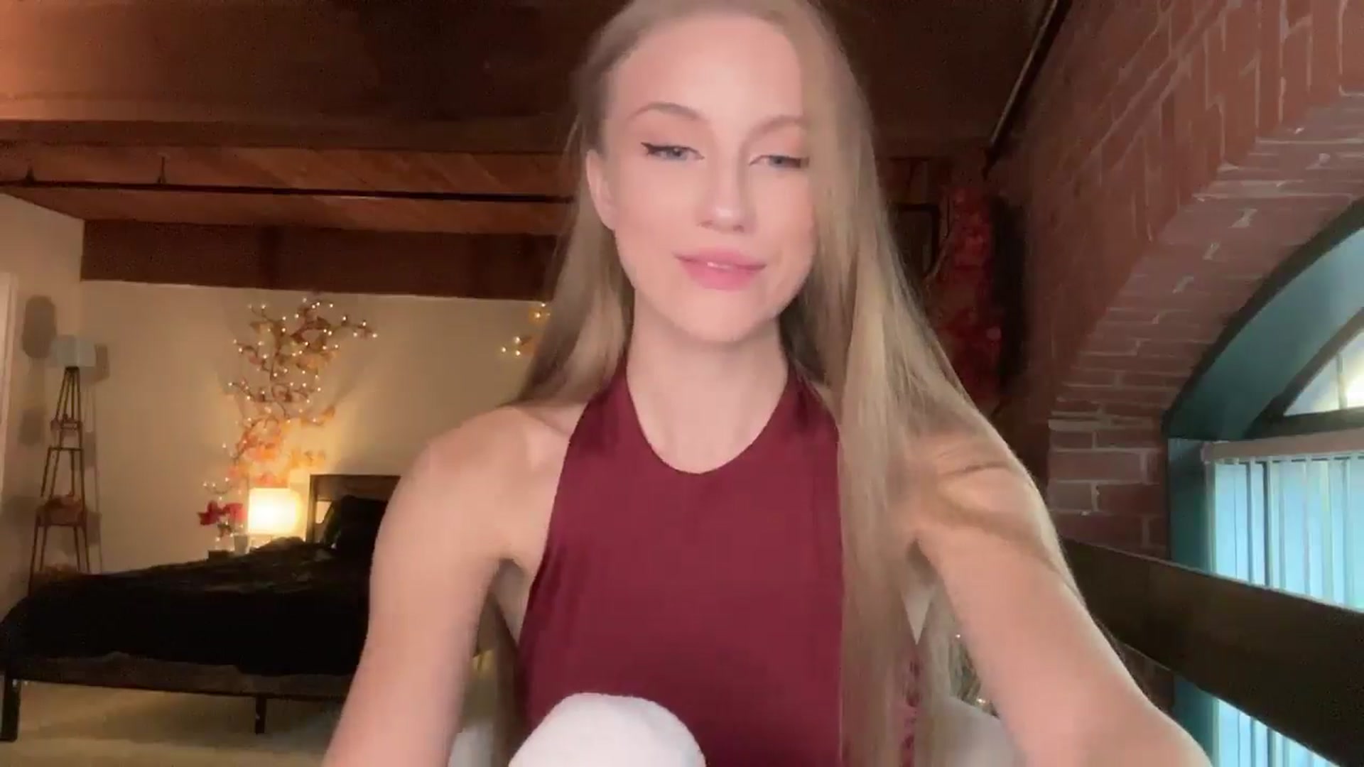 Gallery image thumbnail from Luna_Moore1's myfreecams stream on, 09/14/2025, 23:01 image 5 of 20