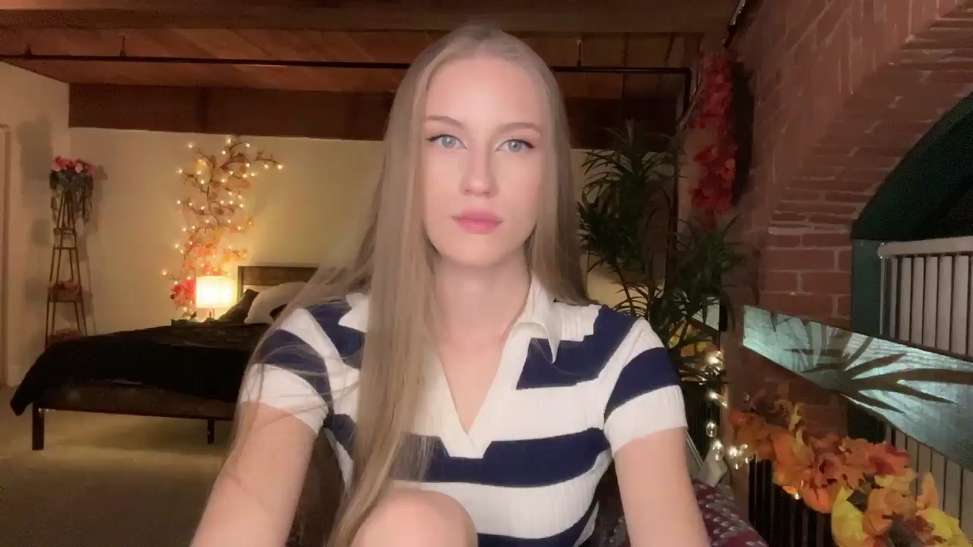 Gallery image thumbnail from Luna_Moore1's myfreecams stream on, 11/07/2025, 24:54 image 1 of 20