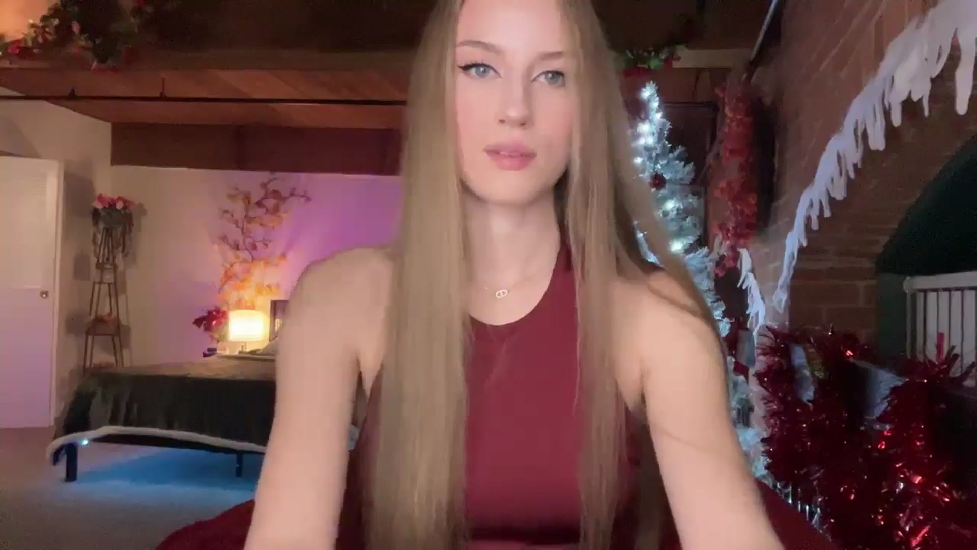 Gallery image thumbnail from Luna_Moore1's myfreecams stream on, 01/08/2026, 24:16 image 4 of 20