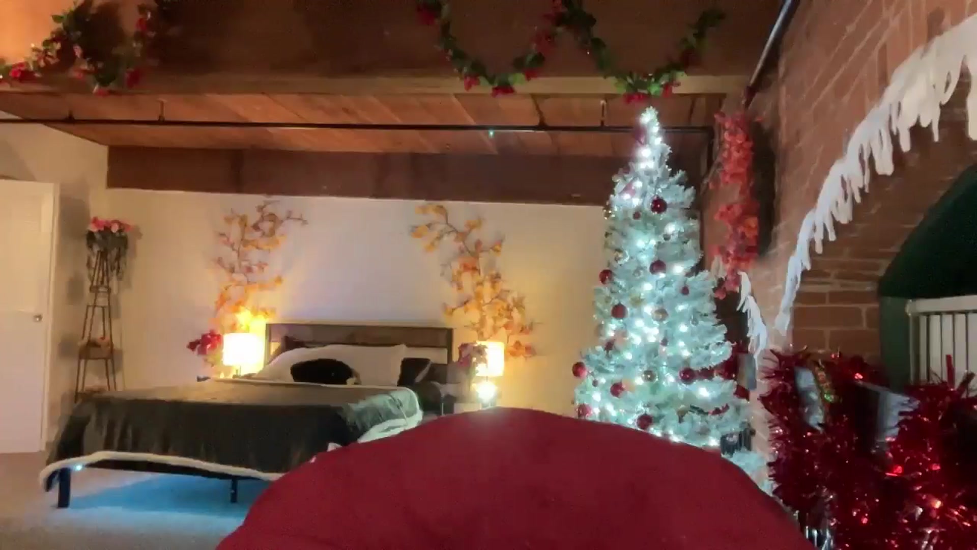 Gallery image thumbnail from Luna_Moore1's myfreecams stream on, 01/08/2026, 01:00 image 17 of 20