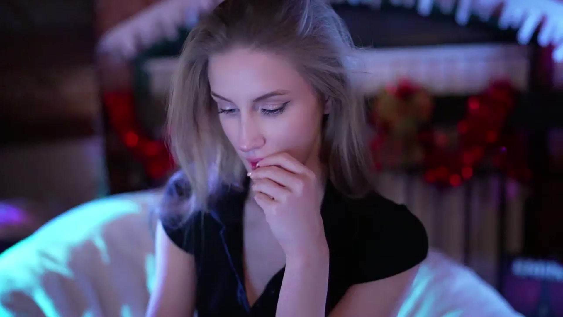 Gallery image thumbnail from Luna_Moore1's myfreecams stream on, 01/21/2026, 02:26 image 5 of 20
