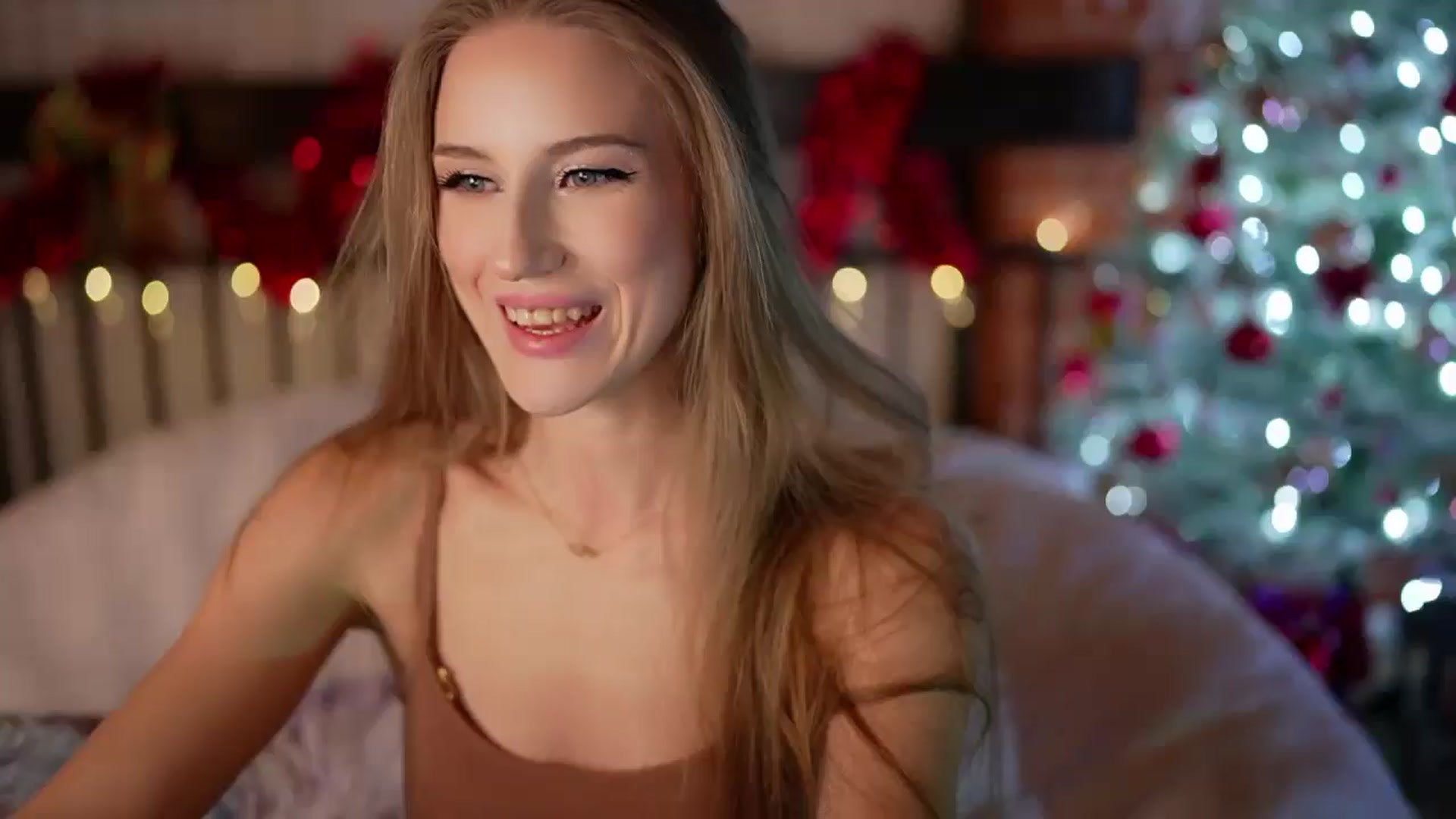 Gallery image thumbnail from Luna_Moore1's myfreecams stream on, 01/27/2026, 02:32 image 13 of 20