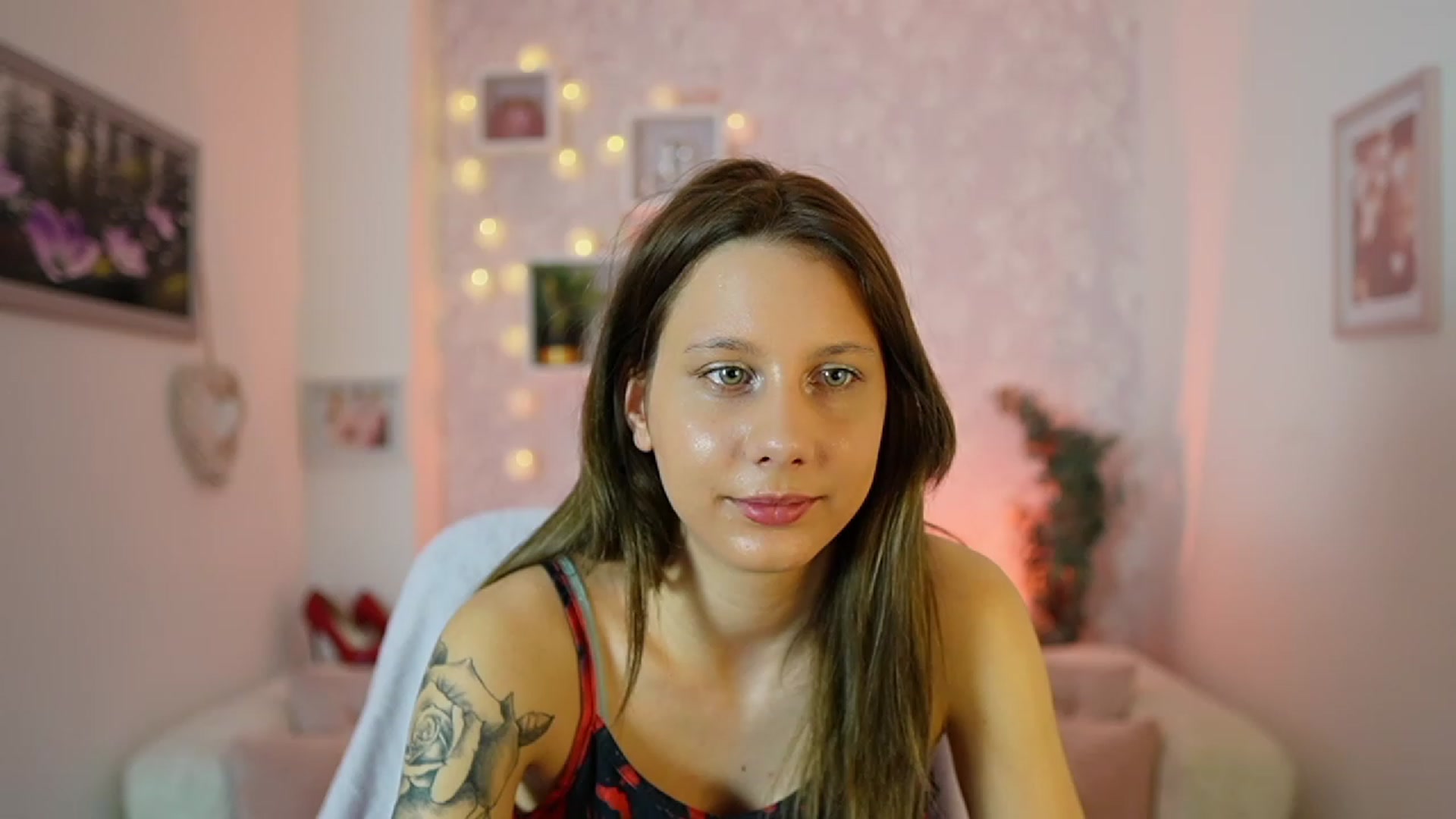 Gallery image thumbnail from Luna_Rival18's myfreecams stream on, 02/27/2024, 15:55 image 7 of 20