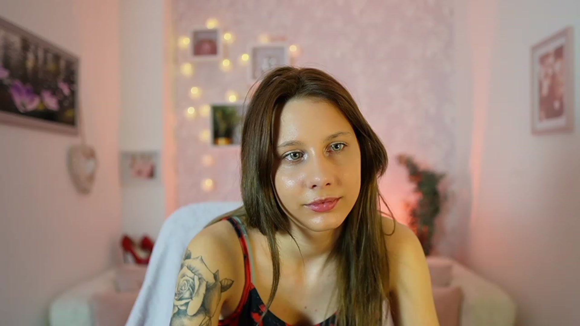 Gallery image thumbnail from Luna_Rival18's myfreecams stream on, 02/27/2024, 15:55 image 5 of 20