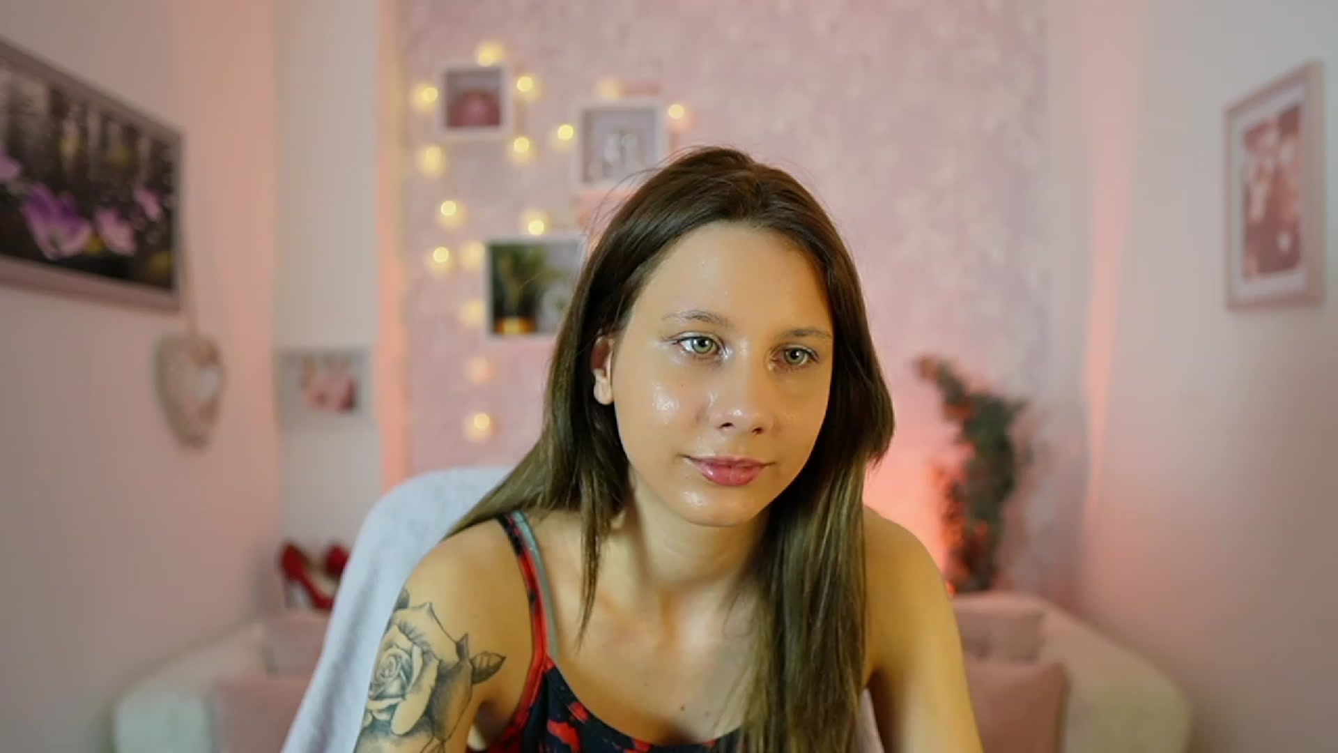 Gallery image thumbnail from Luna_Rival18's myfreecams stream on, 02/27/2024, 15:55 image 9 of 20