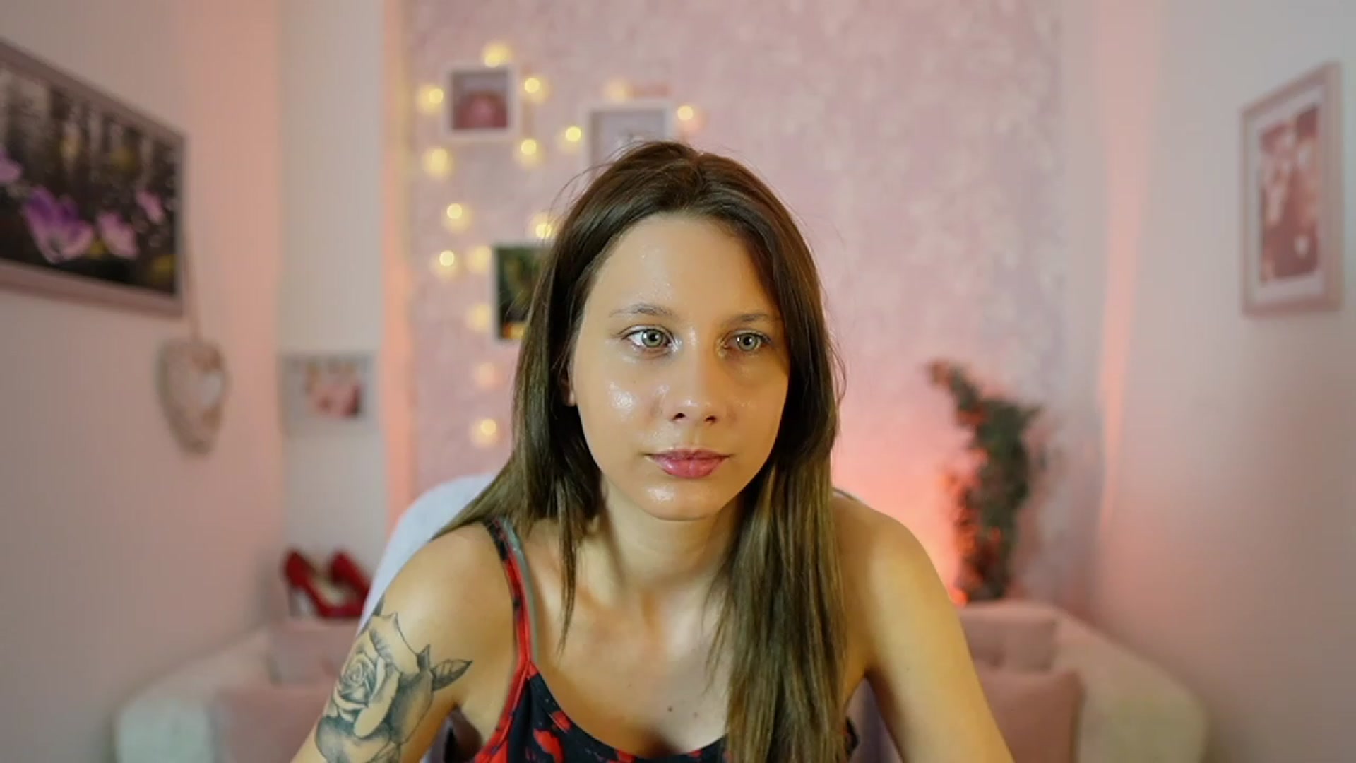 Gallery image thumbnail from Luna_Rival18's myfreecams stream on, 02/27/2024, 15:55 image 14 of 20