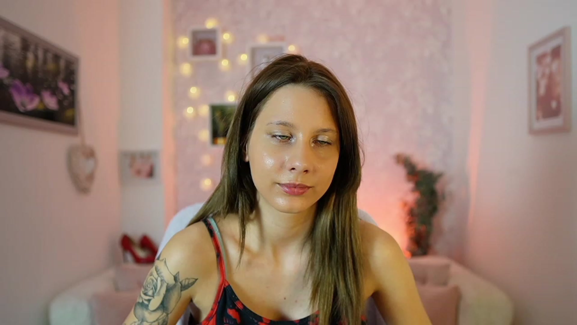 Gallery image thumbnail from Luna_Rival18's myfreecams stream on, 02/27/2024, 15:55 image 13 of 20