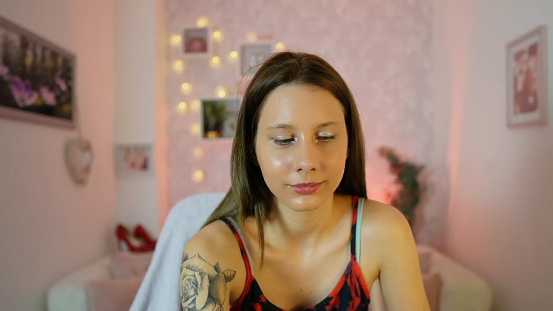 Gallery image thumbnail from Luna_Rival18's myfreecams stream on, 02/27/2024, 15:55 image 17 of 20