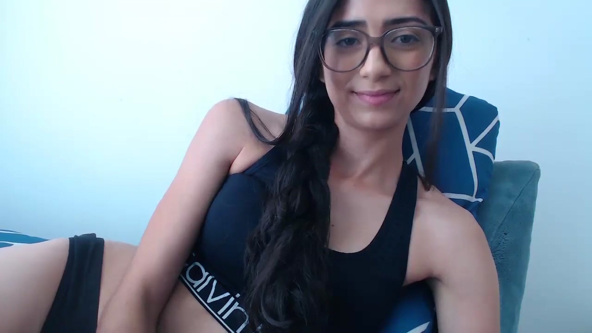 Gallery image thumbnail from Luna_Vargas's myfreecams stream on, 03/08/2025, 17:23 image 16 of 20