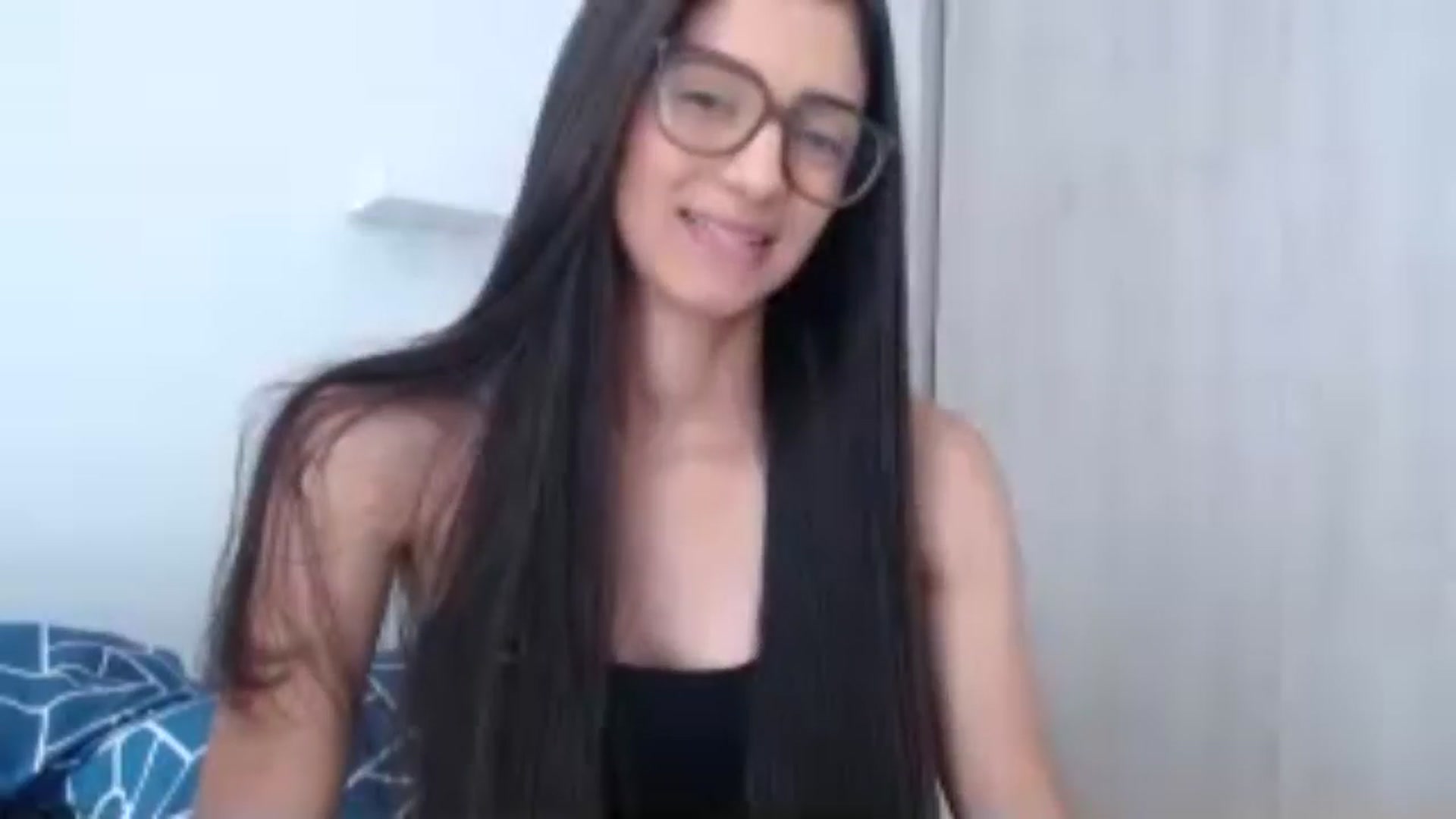 Gallery image thumbnail from Luna_Vargas's myfreecams stream on, 05/28/2025, 15:49 image 20 of 20