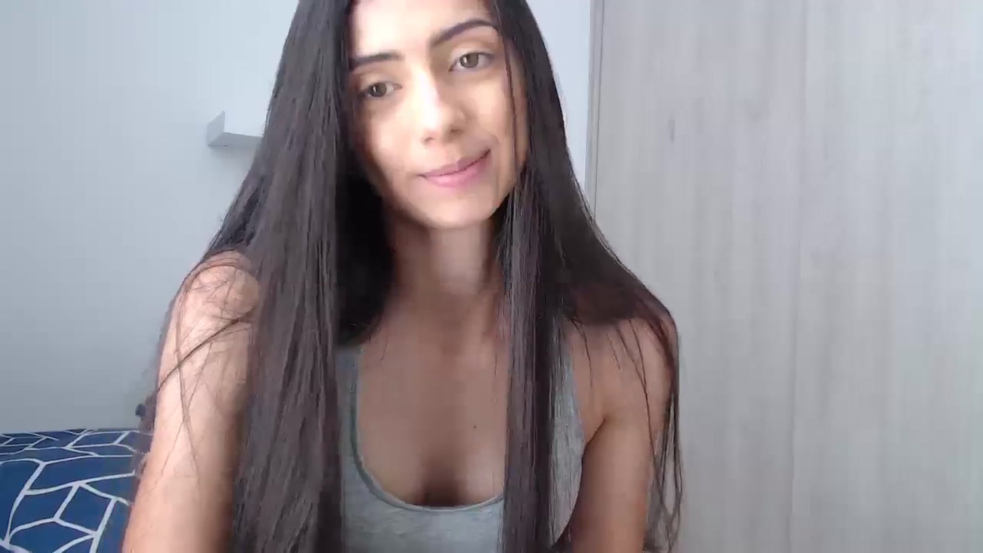 Gallery image thumbnail from Luna_Vargas's myfreecams stream on, 05/31/2025, 18:05 image 3 of 20