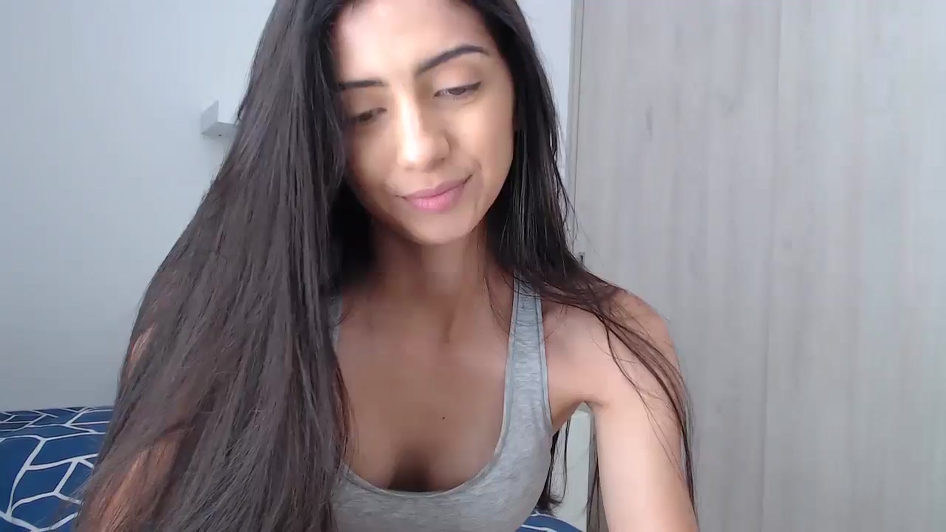 Gallery image thumbnail from Luna_Vargas's myfreecams stream on, 05/31/2025, 18:05 image 2 of 20