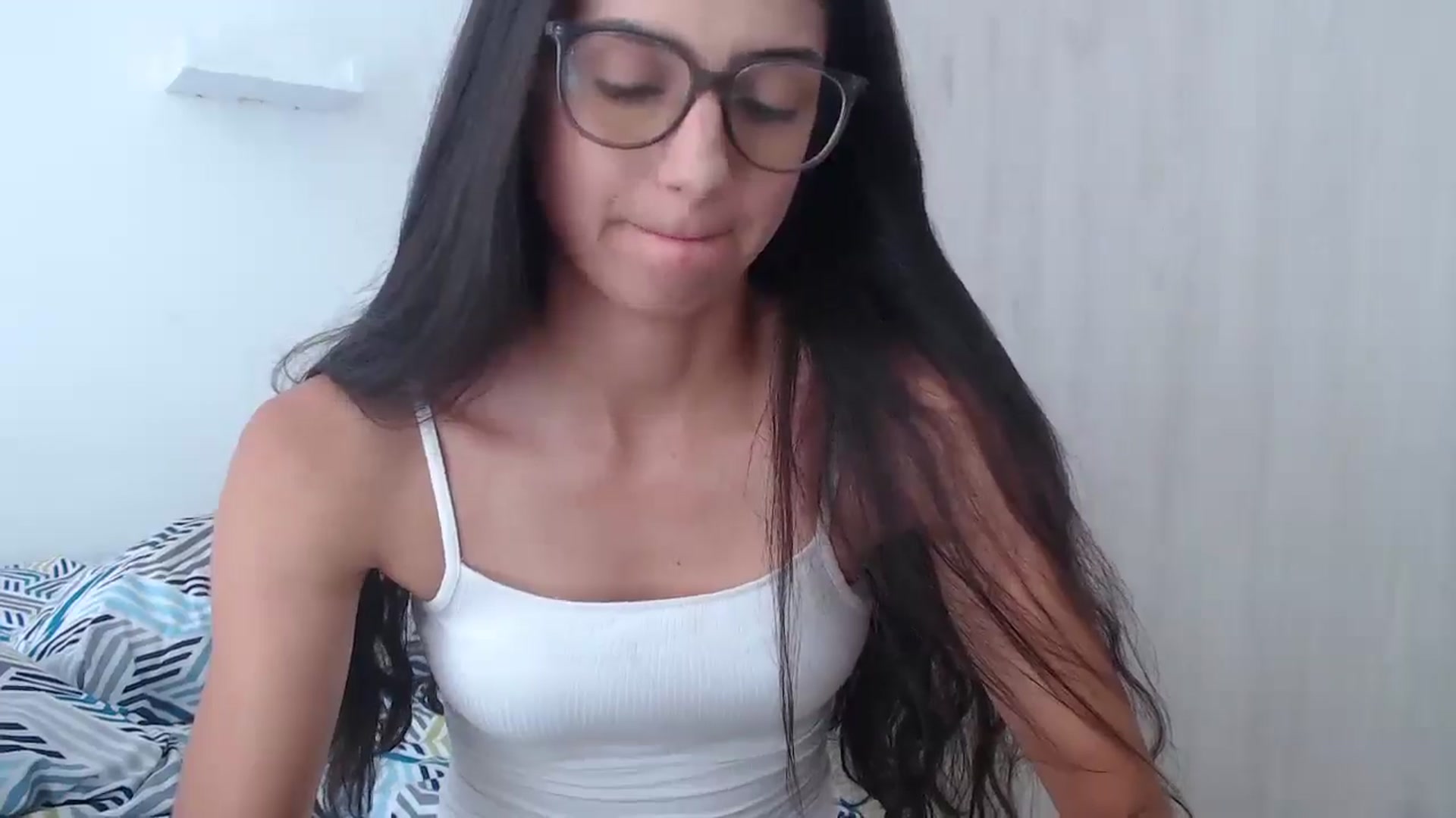 Gallery image thumbnail from Luna_Vargas's myfreecams stream on, 07/02/2025, 14:20 image 19 of 20